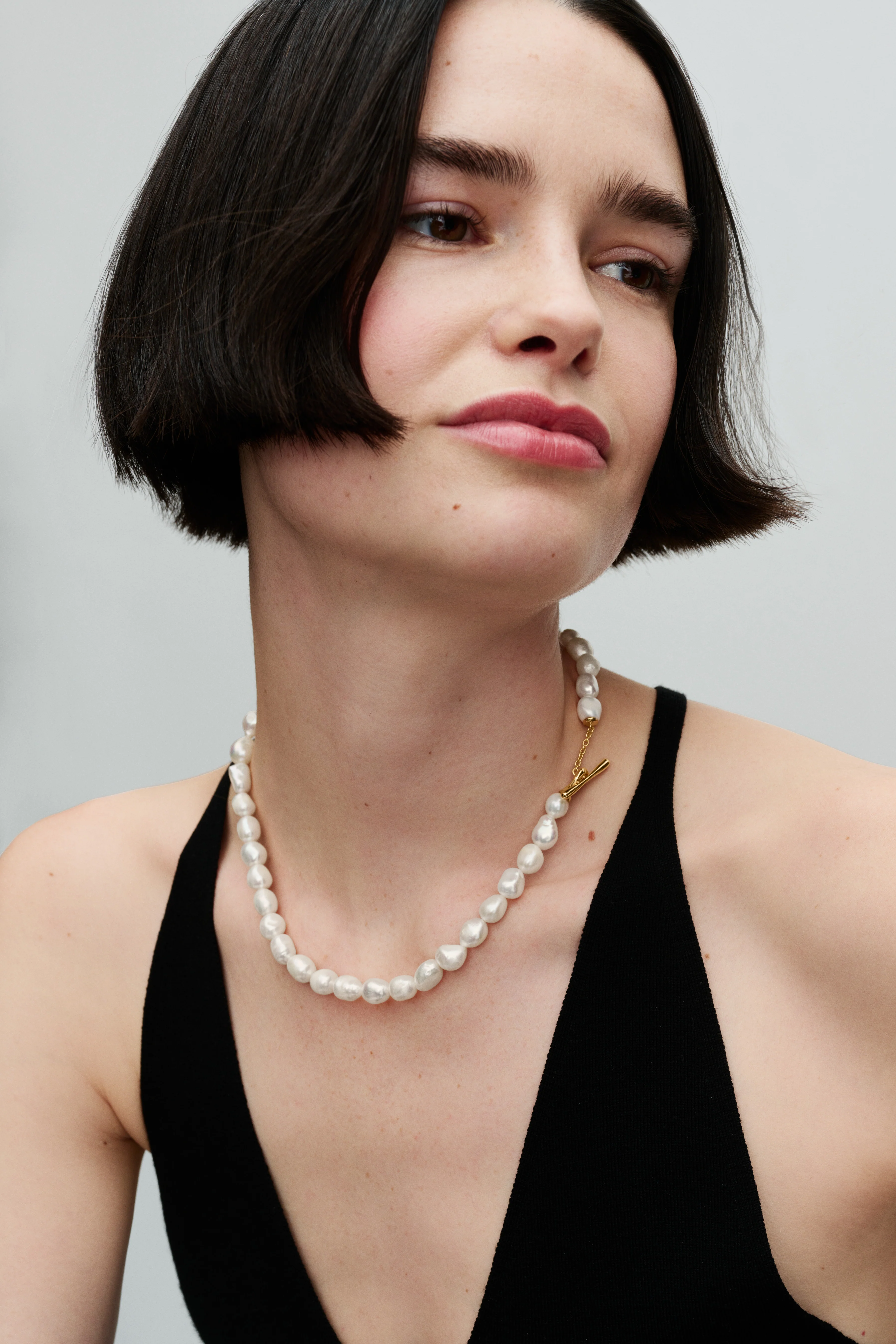 14K Gold-Plated T-Bar Collier With Baroque White Treated Freshwater Cultured Pearl - Image 4