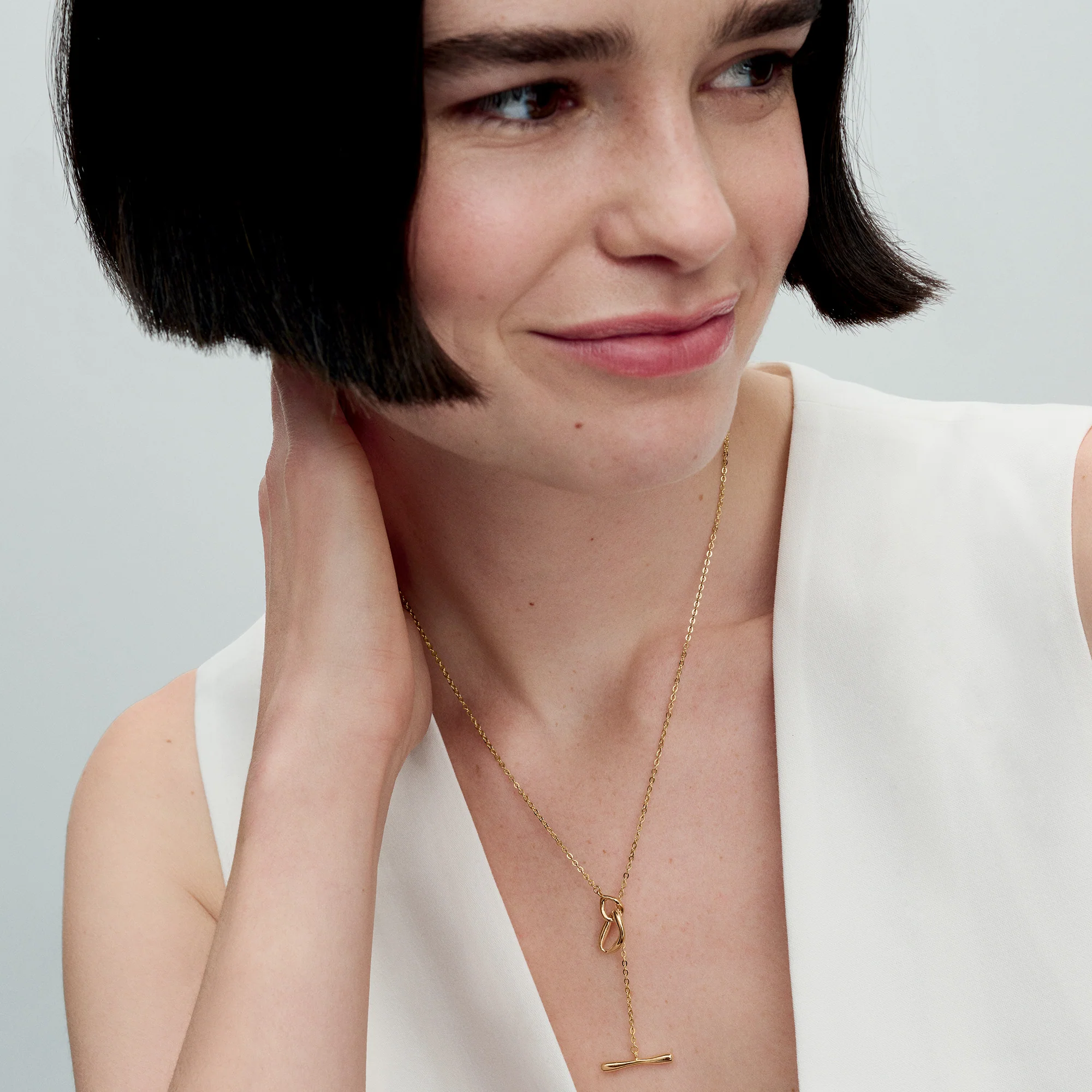 14K Gold-Plated T-Bar Necklace - Image 3