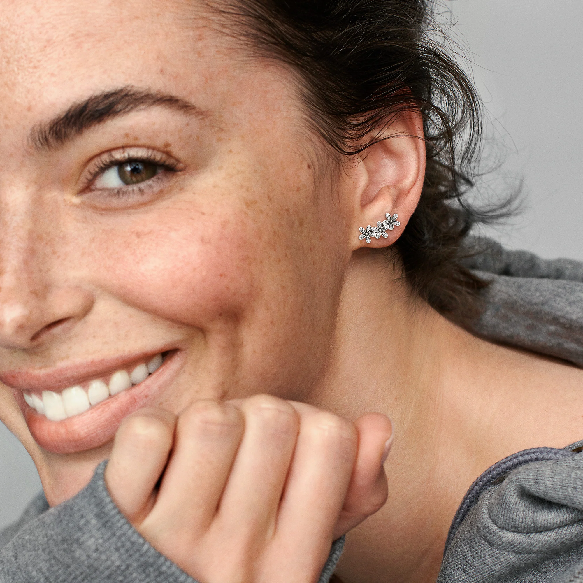 Daisy Silver Stud Earrings With Clear Cubic Zirconia - Image 2