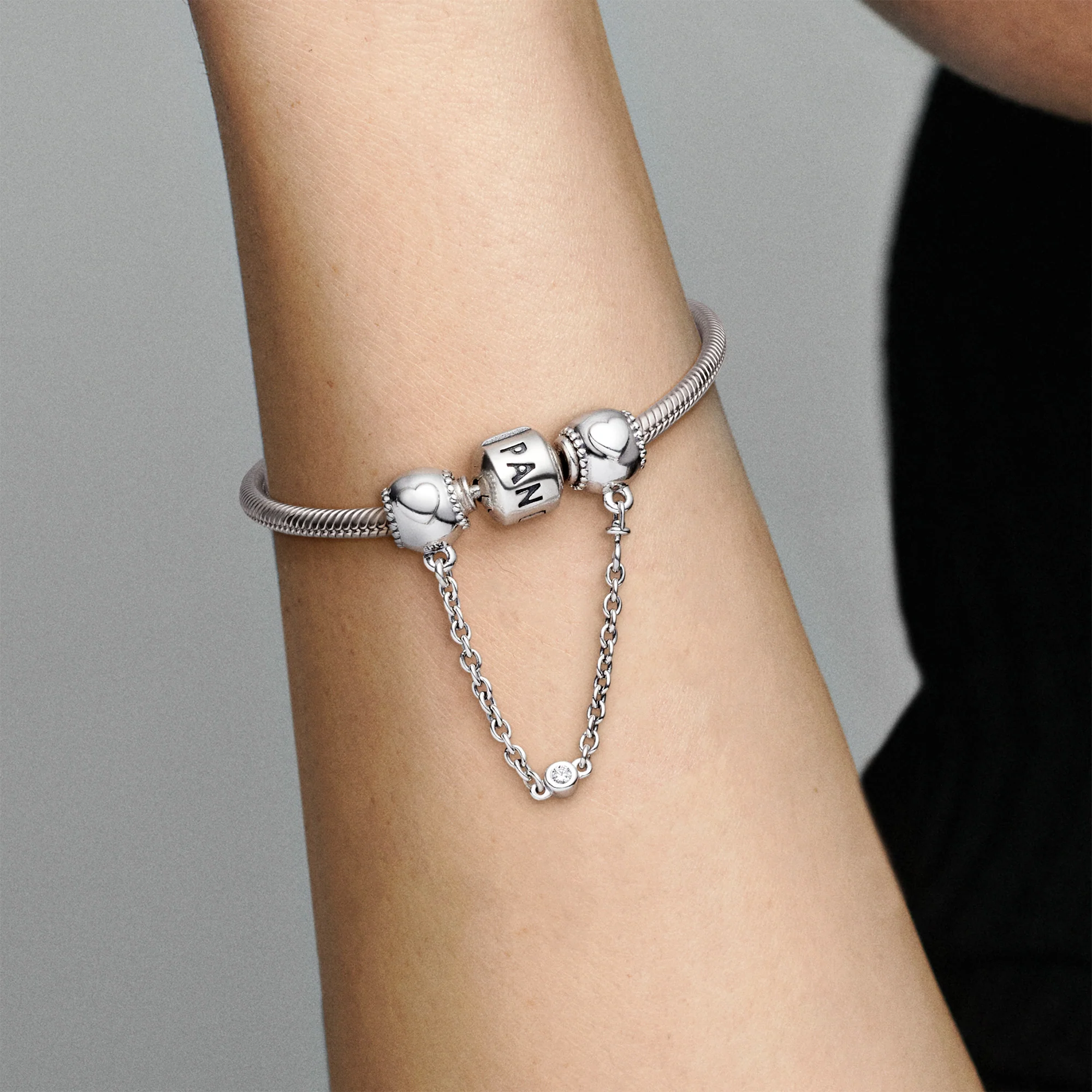 Hearts Silver Safety Chain With Clear Cubic Zirconia - Image 3