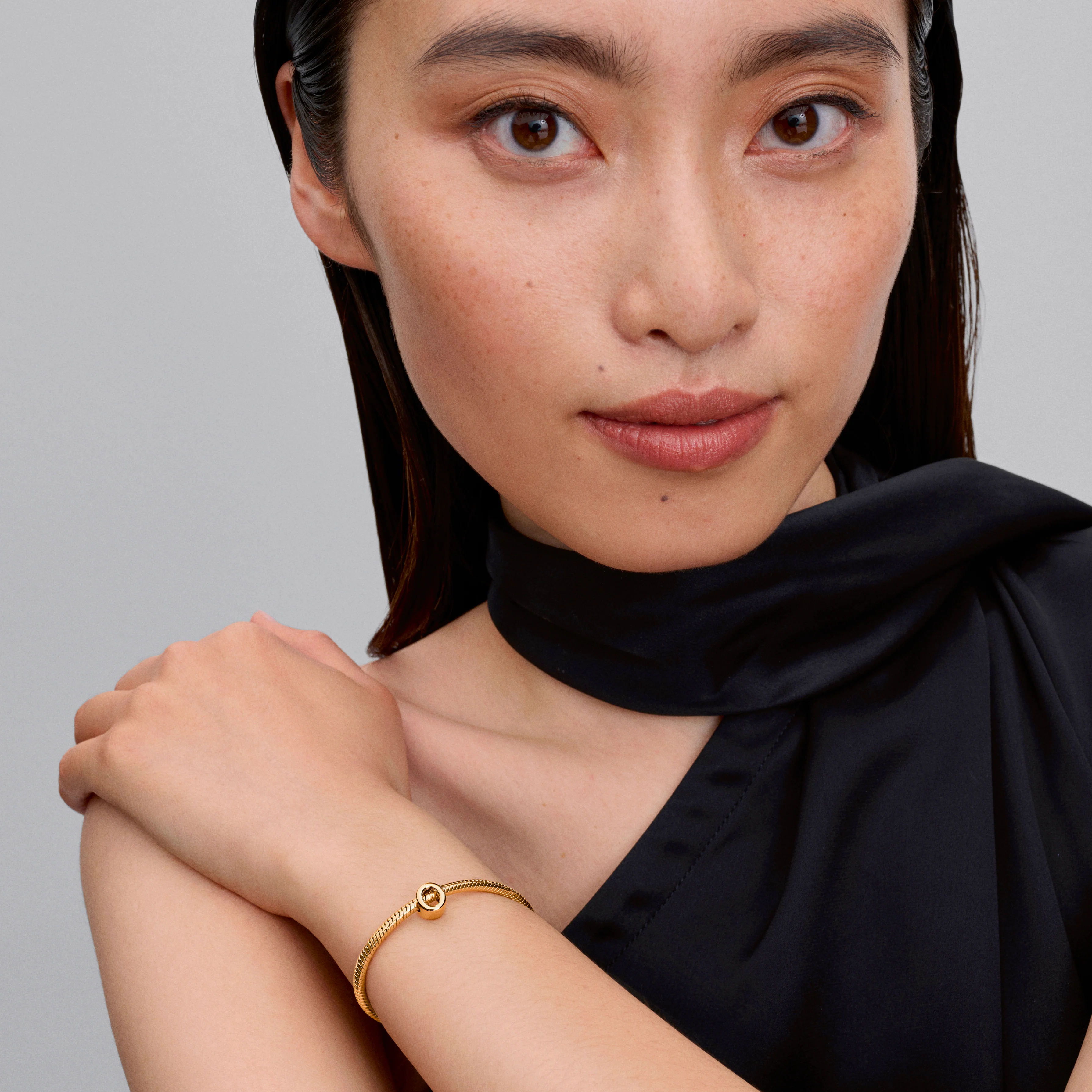 Letter O 14K Gold-Plated Charm - Image 2