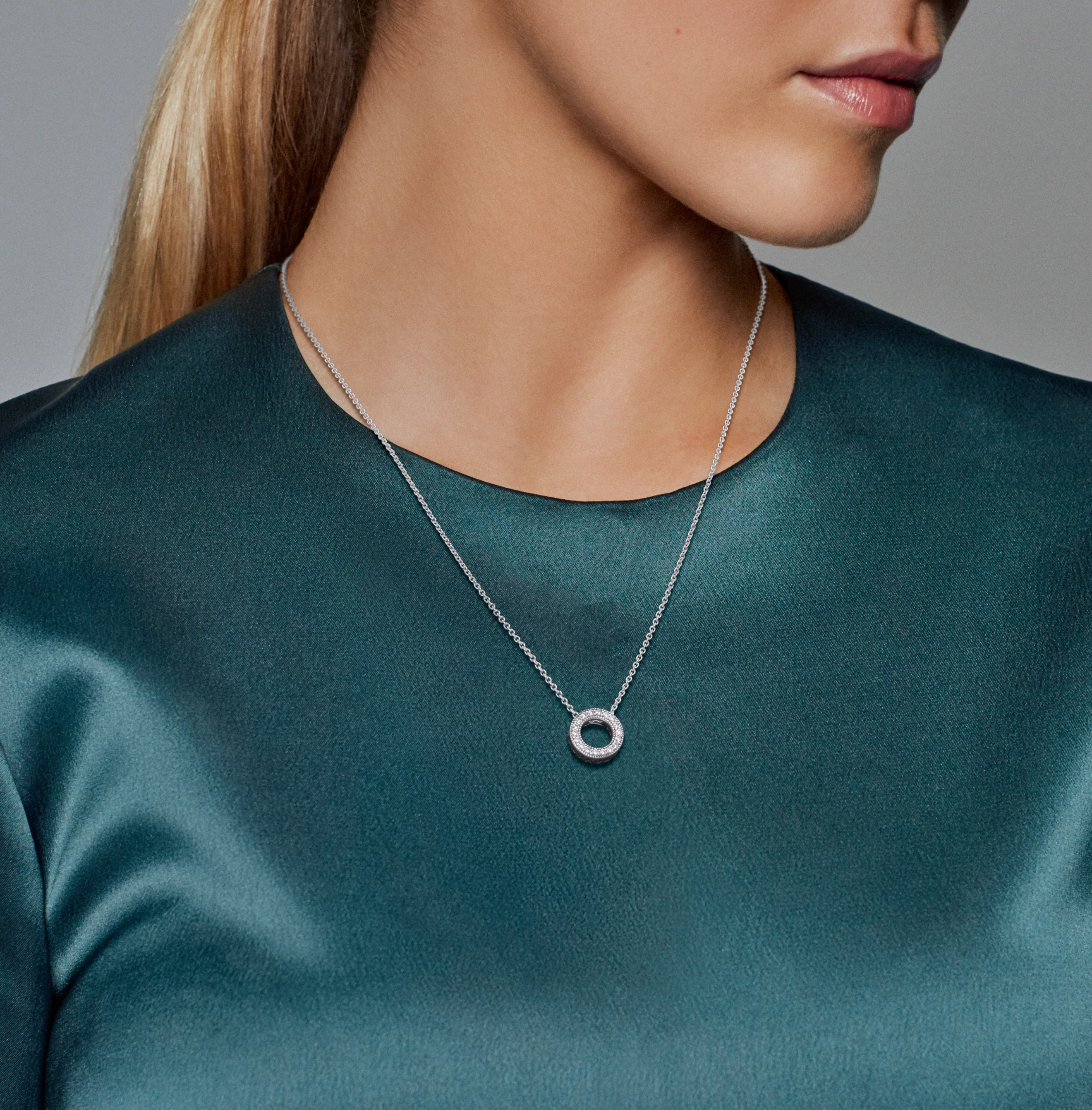 Pandora Logo Reversible Silver Collier With Clear Cubic Zirconia - Image 7