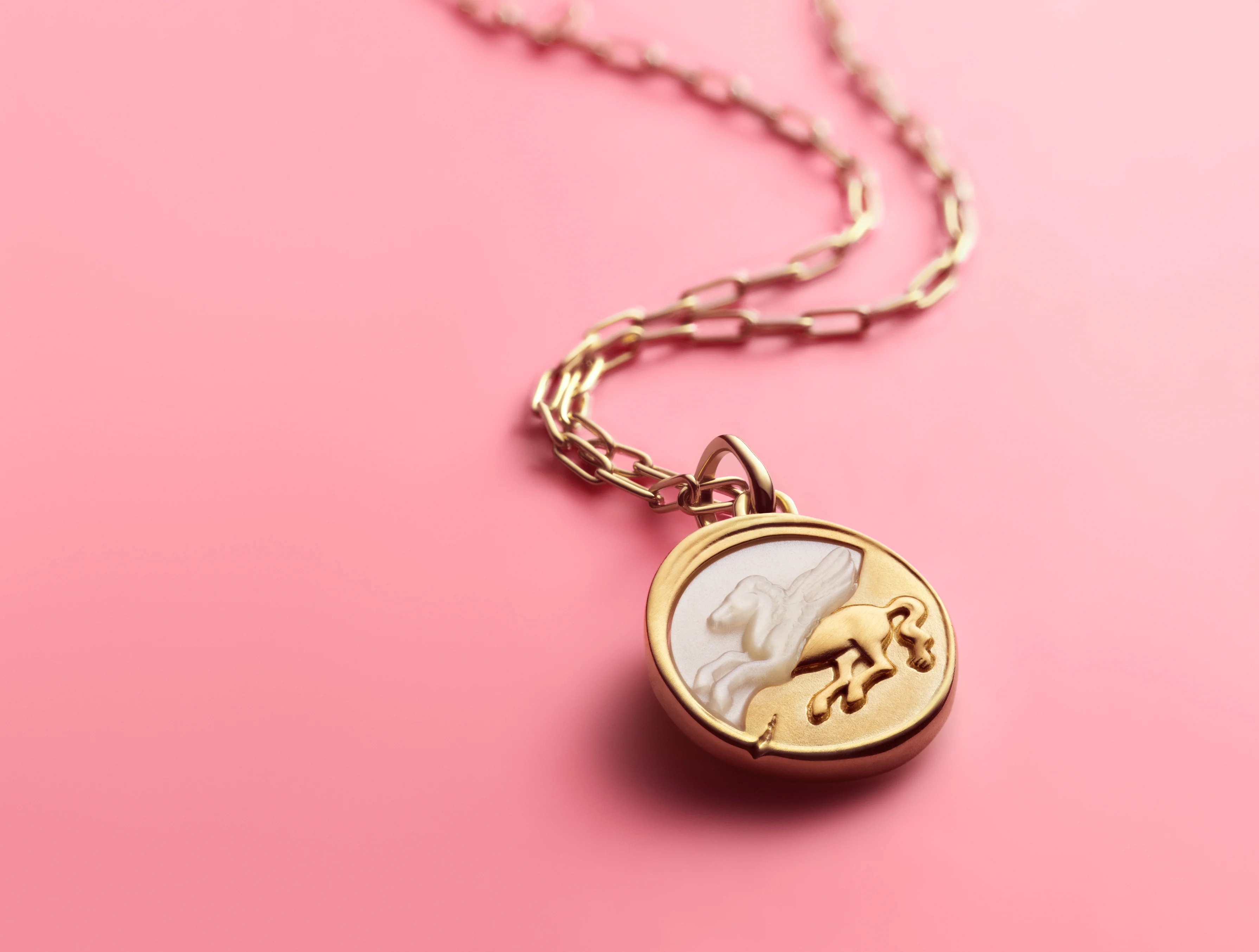 Pegasus 14K Gold-Plated Medallion With Golden White Bioresin Man-Made Mother Of Pearl - Image 6