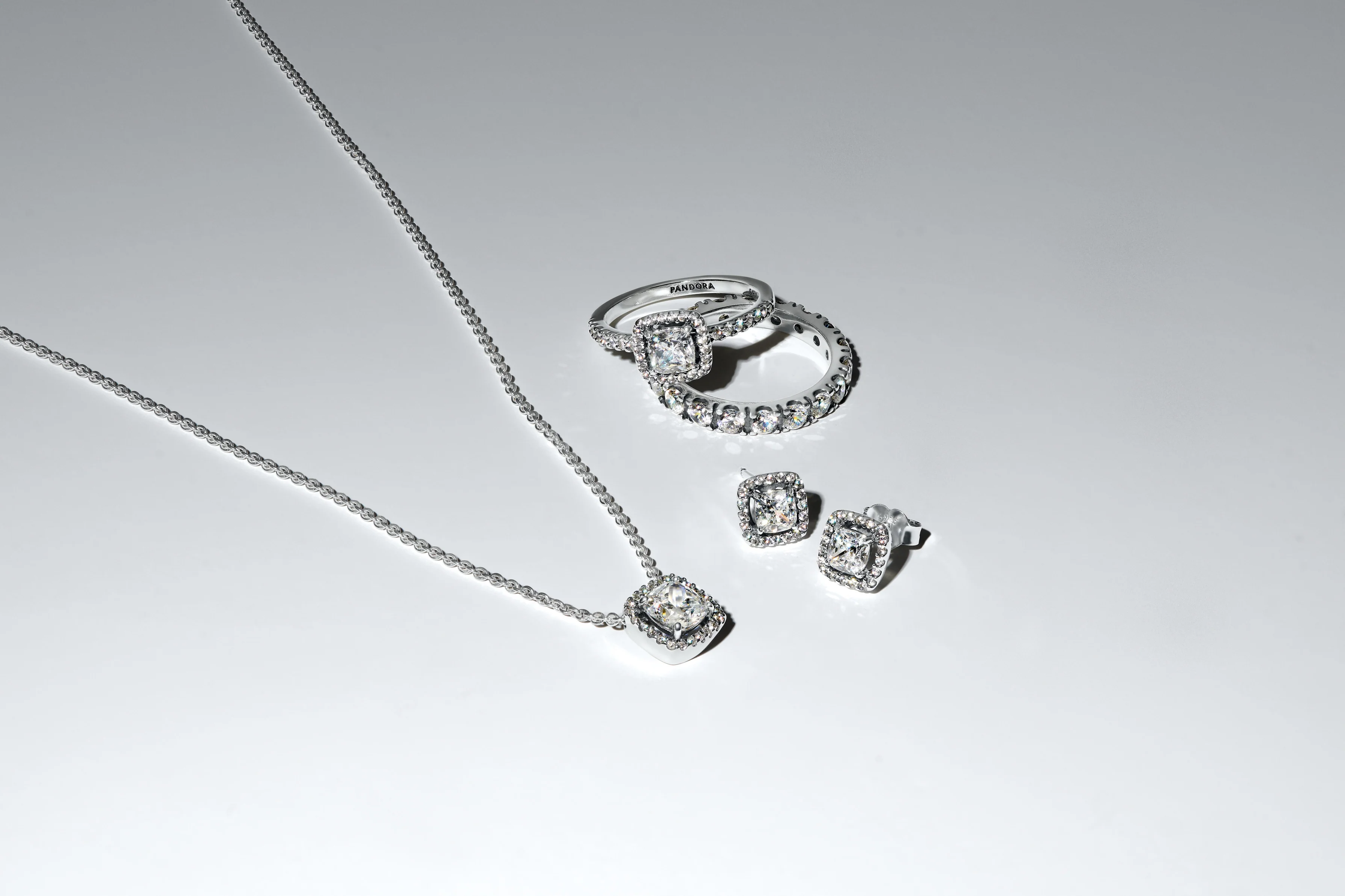 Sterling Silver Collier With Clear Cubic Zirconia - Image 3