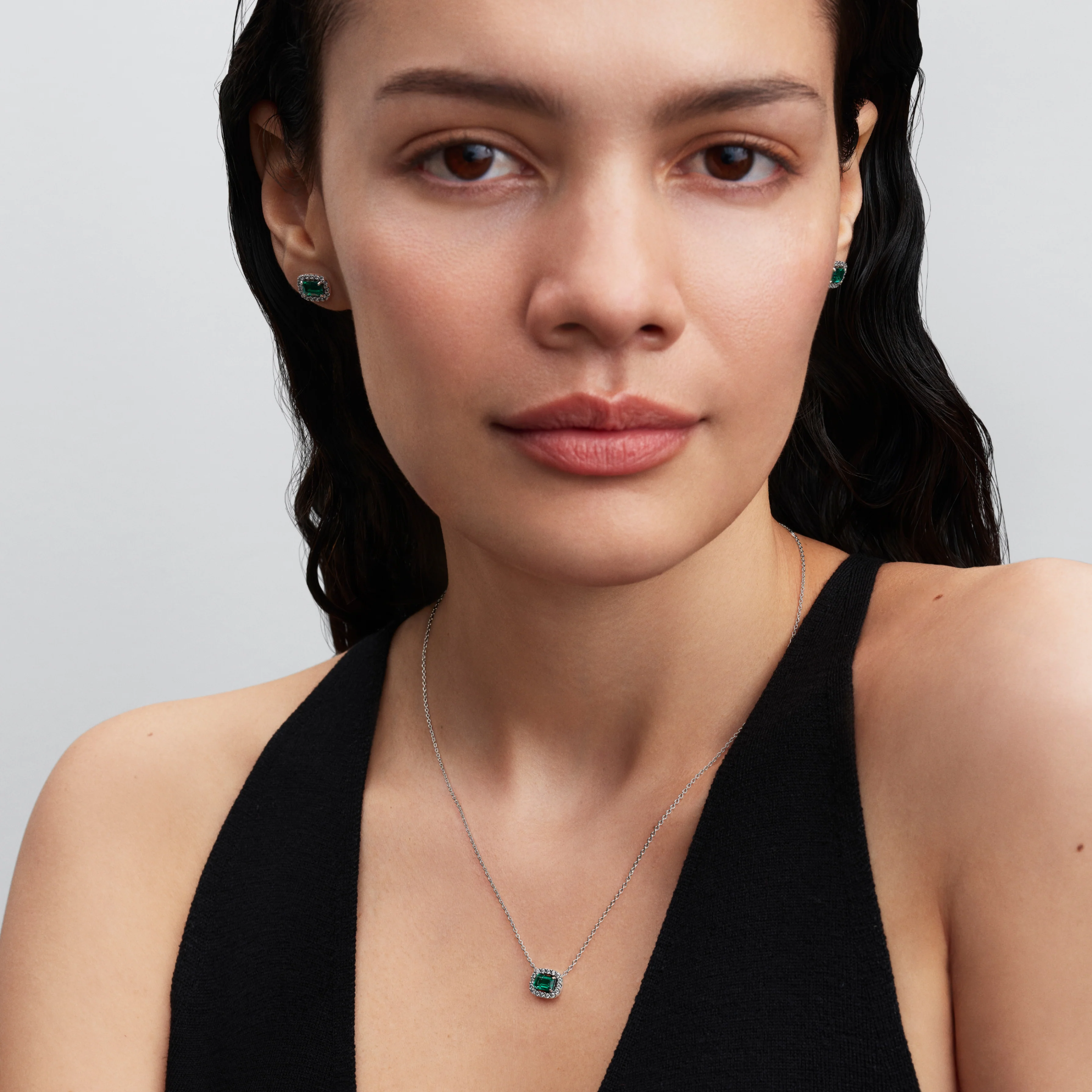 Sterling Silver Collier With Royal Green Crystal And Clear Cubic Zirconia - Image 3